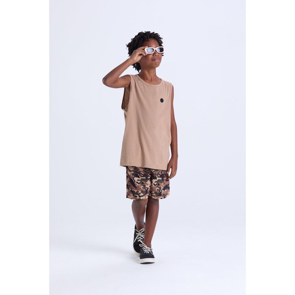 Conjunto Infantil de Verão Regata e Bermuda Camuflada