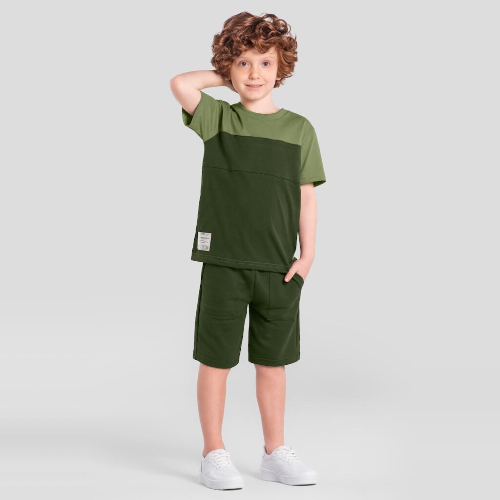 Conjunto infantil menino em moletinho sarjado Mundi