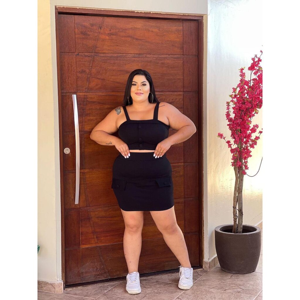 Conjunto Plus Size Saia Curta Bolso Falso Frontal e Top Regata
