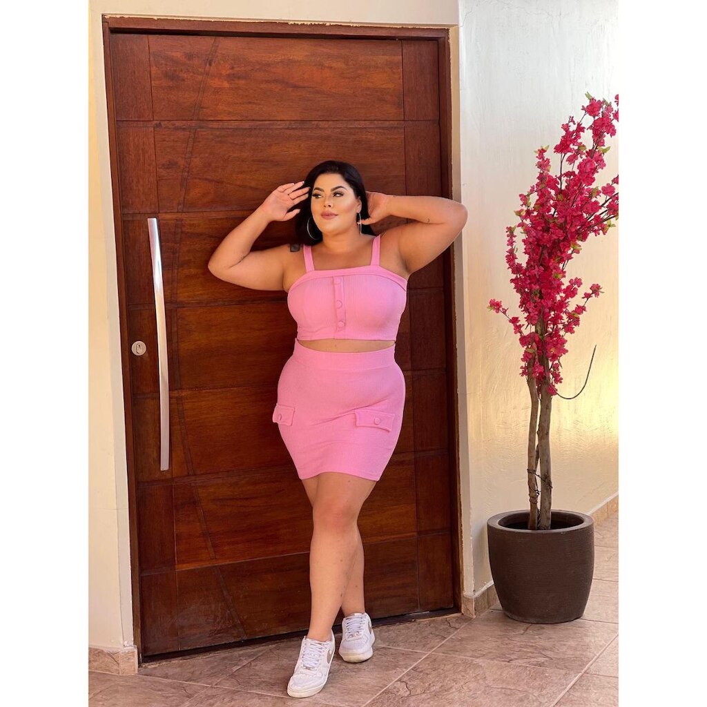 Conjunto Plus Size Saia Curta Bolso Falso Frontal e Top Regata