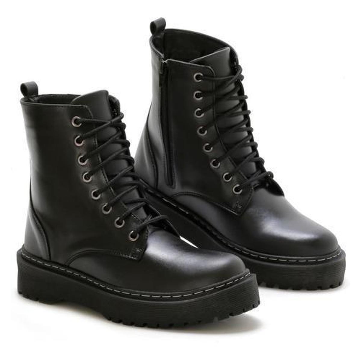 Coturno Feminino De Couro Bota Tratorado Flatform Cano Curto Menor preço em Coturno Feminino De Couro Bota Tratorado Flatform Cano Curto