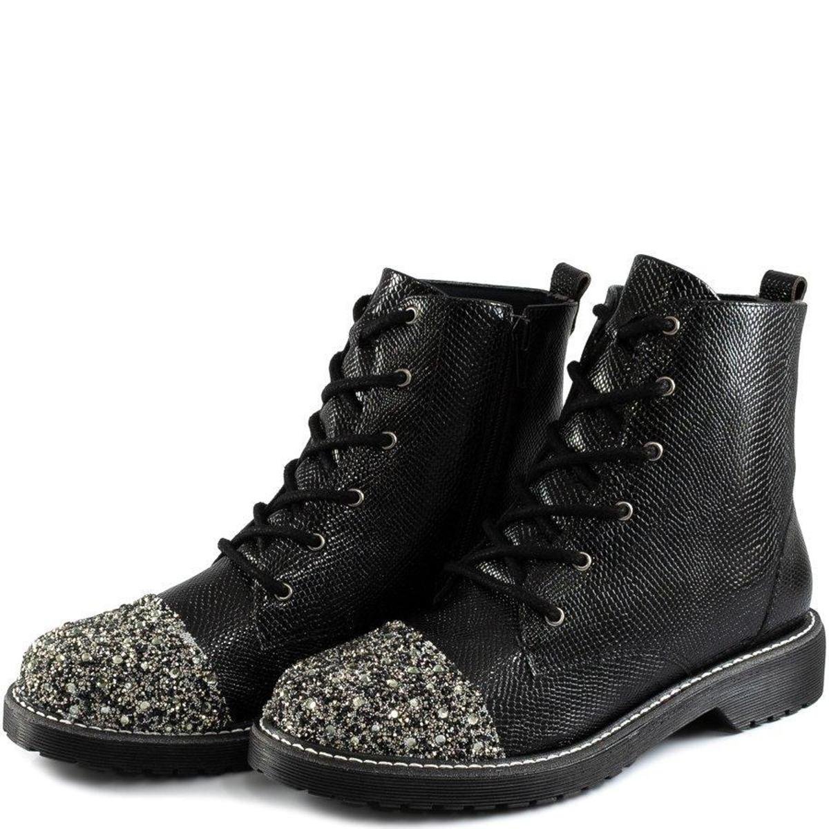 Coturno Tratorado Com Strass Inverno Sapato Show 1761089 Cobra