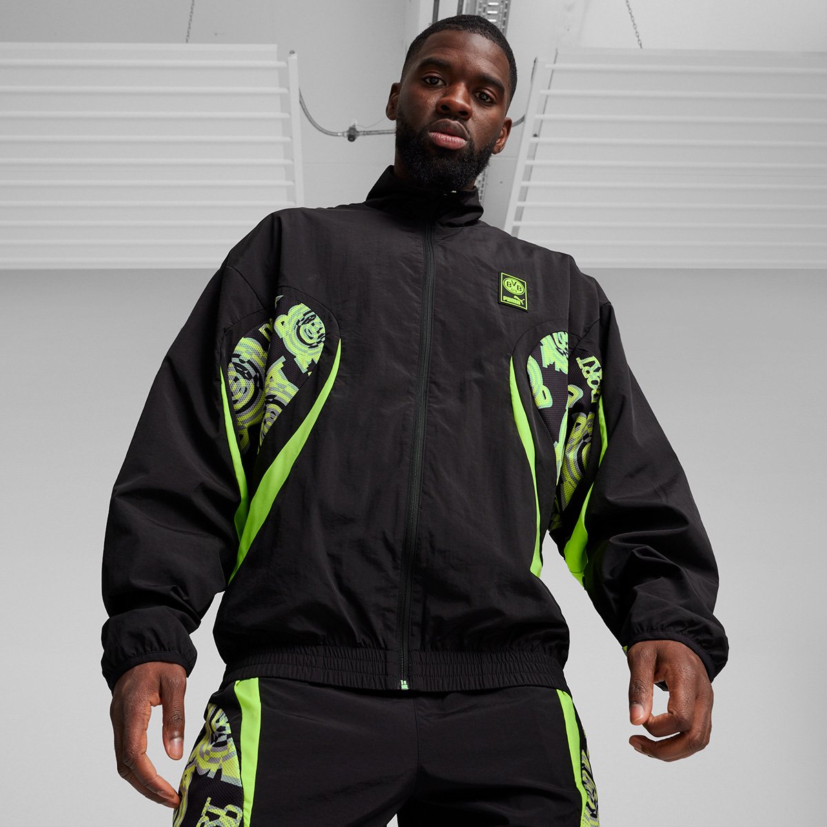 Jaqueta Borussia Dortmund 24/25 Puma Masculina Menor preço em Jaqueta Borussia Dortmund 24/25 Puma Masculina