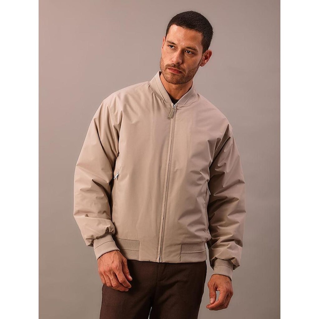 Jaqueta Calvin Klein Bomber Clássica