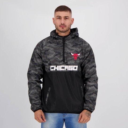 Jaqueta Corta Vento NBA Chicago Bulls Pixels Windbreaker Masculina - Preto+Cinza Menor preço em Jaqueta Corta Vento NBA Chicago Bulls Pixels Windbreaker Masculina - Preto+Cinza