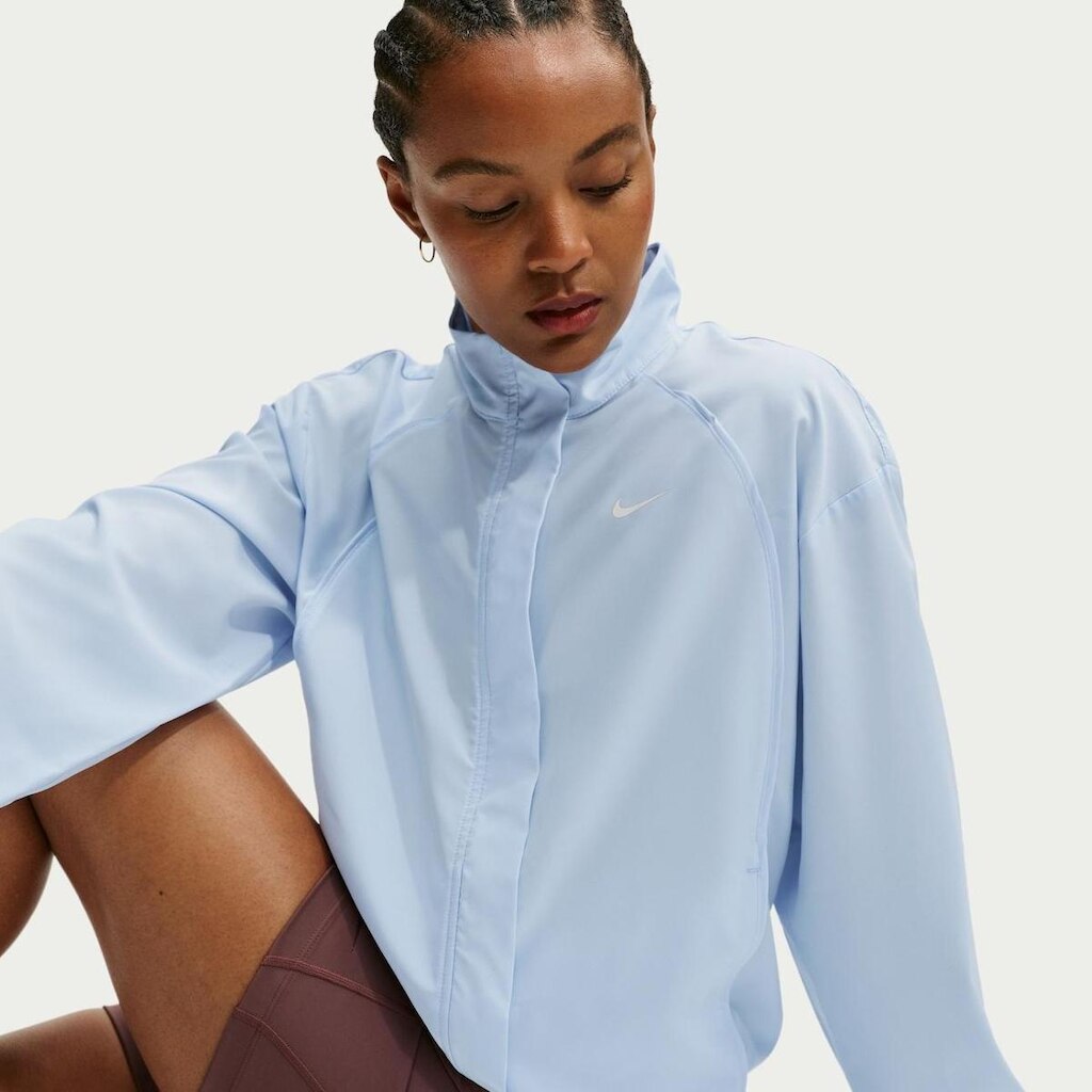 Jaqueta Dri-FIT Nike One Woven Feminina