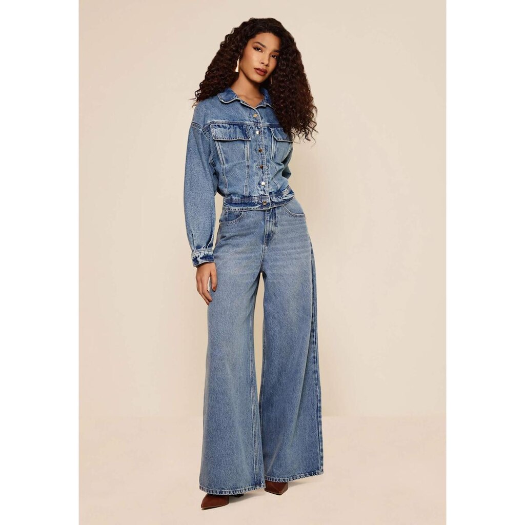 Jaqueta Jeans Curta De Mangas Longas