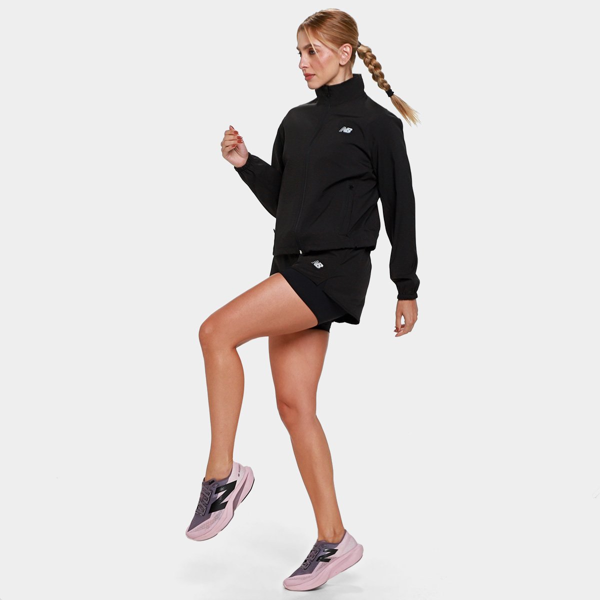 Jaqueta New Balance Windbreak Fast Days Feminina - 4