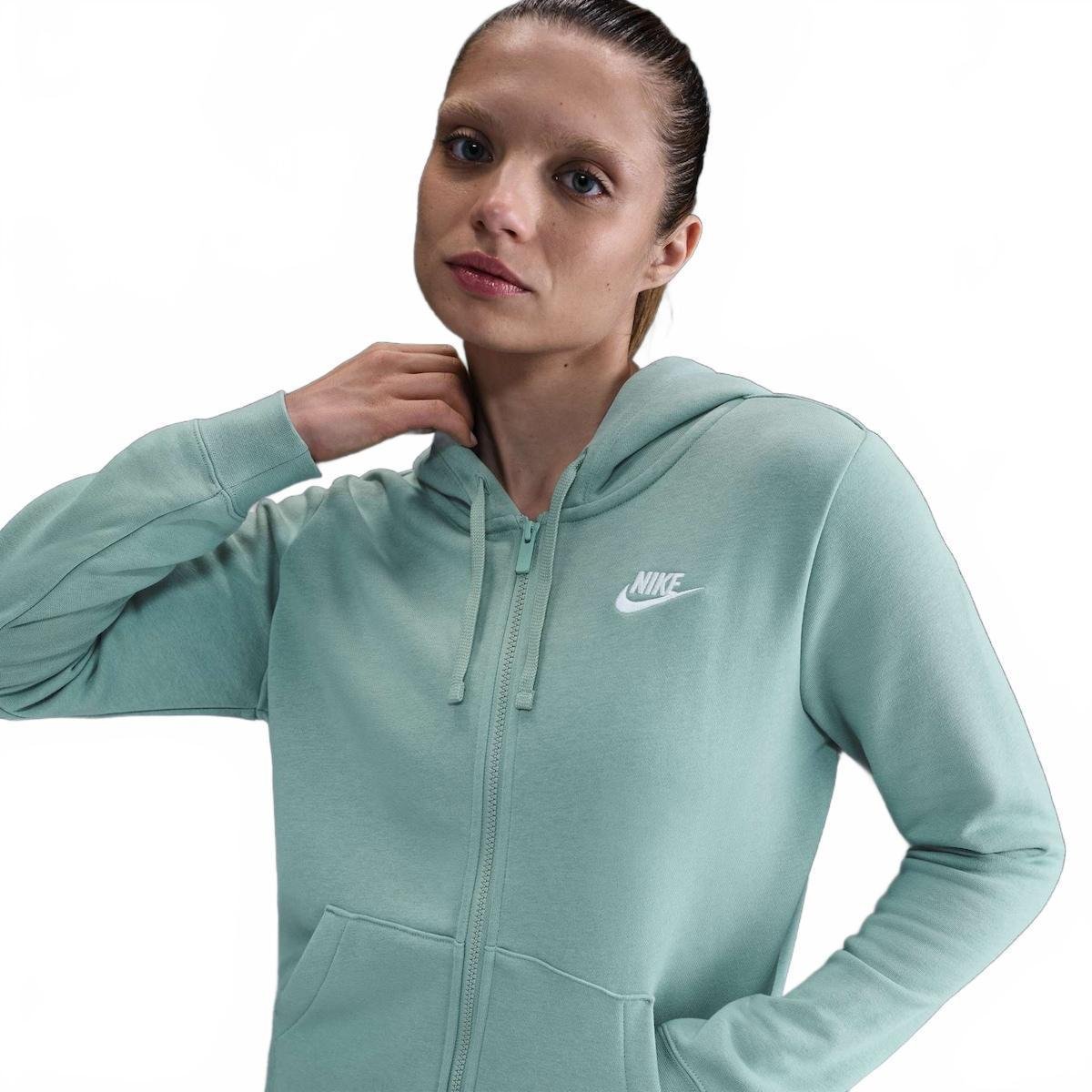 Jaqueta Nike Sportswear Club Fleece Feminina