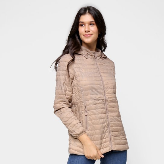Jaqueta SeV Nylon Alongada Com Capuz Matelassê Feminina - Bege Menor preço em Jaqueta SeV Nylon Alongada Com Capuz Matelassê Feminina - Bege
