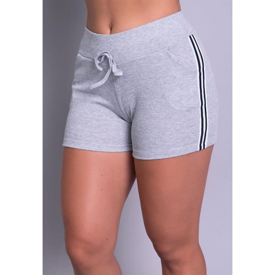 Kit 3 Short Estilo Moletom Ribana Listra Lateral Canelado Curto Moda Casual - Colorido Menor preço em Kit 3 Short Estilo Moletom Ribana Listra Lateral Canelado Curto Moda Casual - Colorido