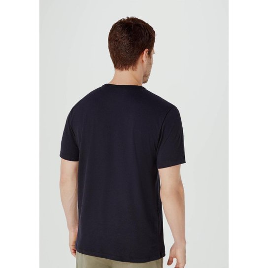 Kit Com 5 Camisetas Masculinas Básicas Slim
