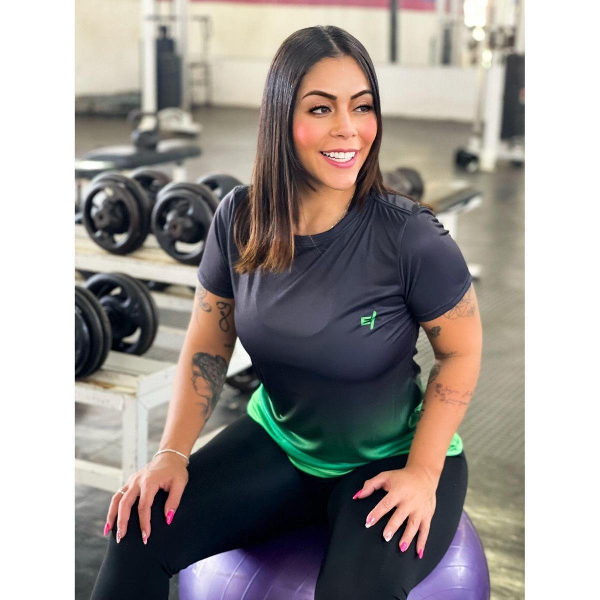 Ver Roupas De Academia Comprar Blusa Fitness Venari Tem Gente