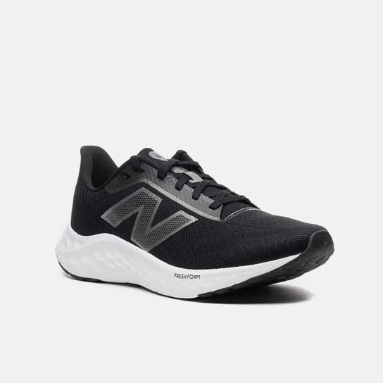 Kit Tênis New Balance Fresh Foam Arishi v4 Feminino + Mochila e Garrafinha