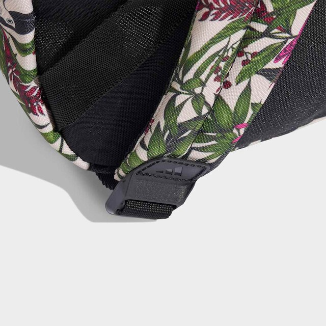 Mochila Adidas Farm  Feminina