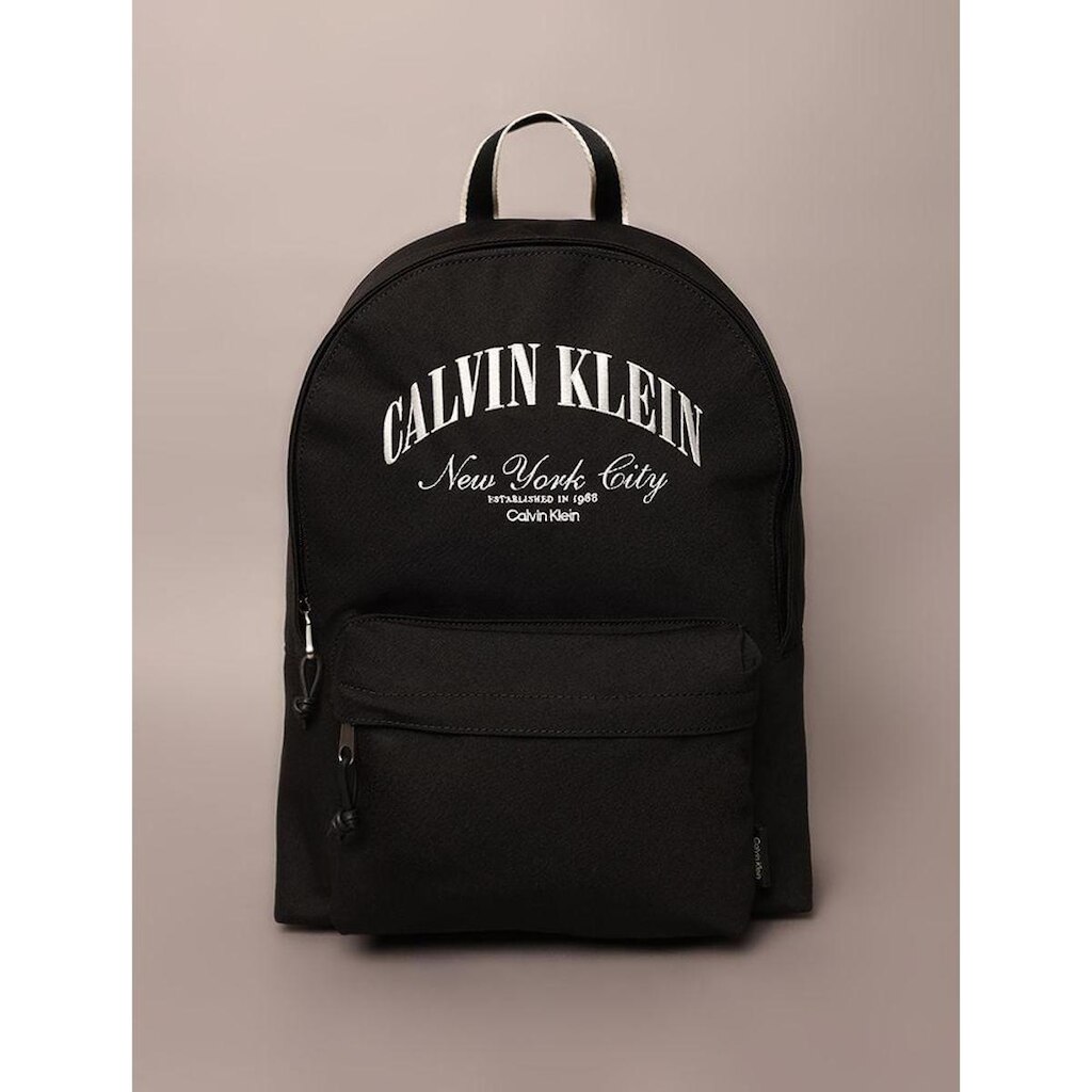 Mochila Ckj Redonda Graphic Logo - Preto