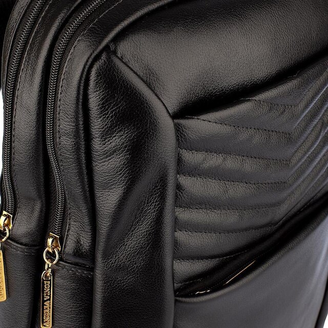 Mochila Em Slim Andrea Vinci Feminina