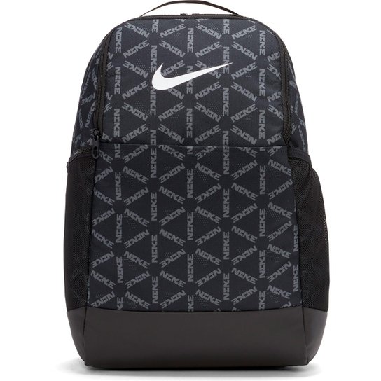 Mochila Nike Brasilia M 9.0 Aop - Preto+Branco Menor preço em Mochila Nike Brasilia M 9.0 Aop - Preto+Branco