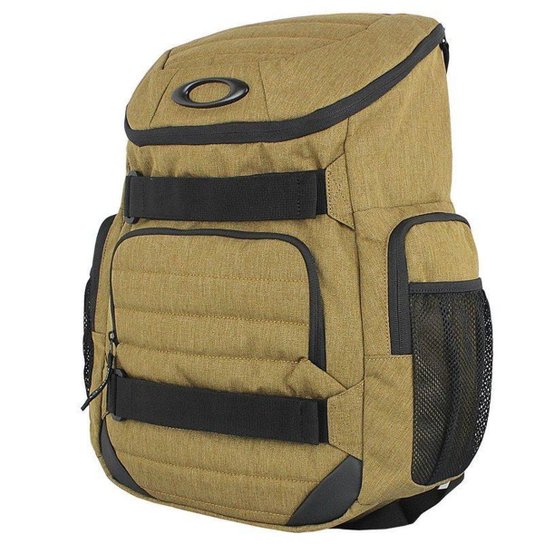 Mochila Oakley Enduro 3.0 Big Backpack Coyote - Marrom Menor preço em Mochila Oakley Enduro 3.0 Big Backpack Coyote - Marrom