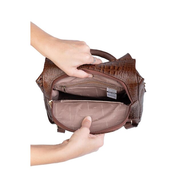 Mochila pequena antifurto couro croco Susan