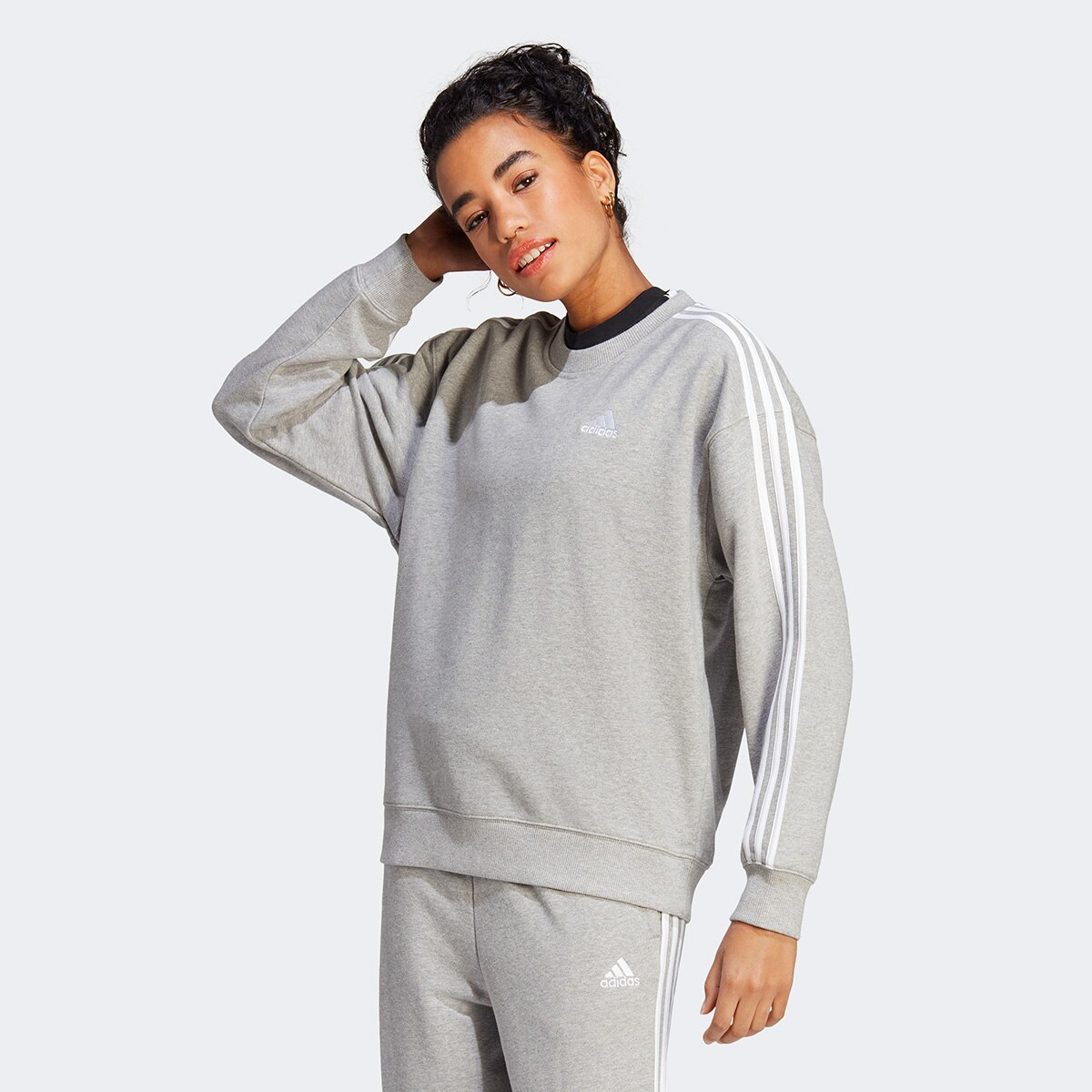 Moletom Adidas Essentials 3 Listras Feminino Menor preço em Moletom Adidas Essentials 3 Listras Feminino