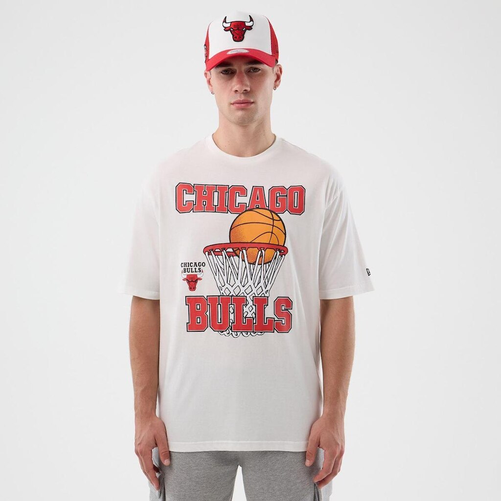 NBA NEW ERA ARCH GRPHC OS TEE CHIBUL WHI