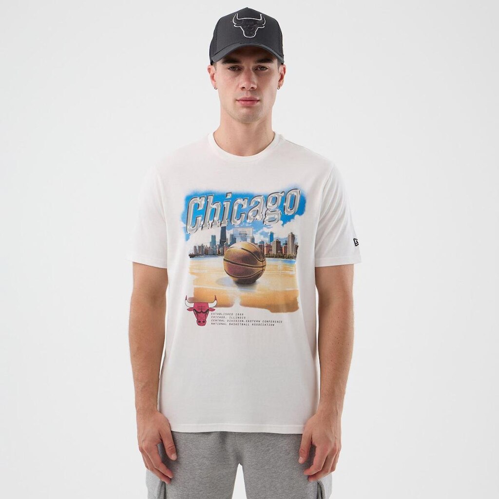 NBA NEW ERA BEACH GRPHC REG TEE CHIBUL WHI