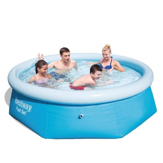 Piscina Inflável Bestway 2.300 Litros - Azul é ruim? Piscina Inflável Bestway 2.300 Litros - Azul é boa?