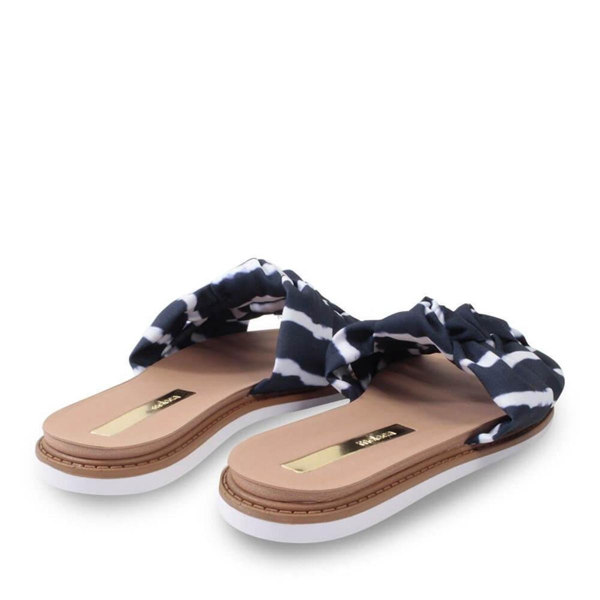 Rasteira Moleca 5443.112 Tiras com Nó Feminina - Marinho | Netshoes