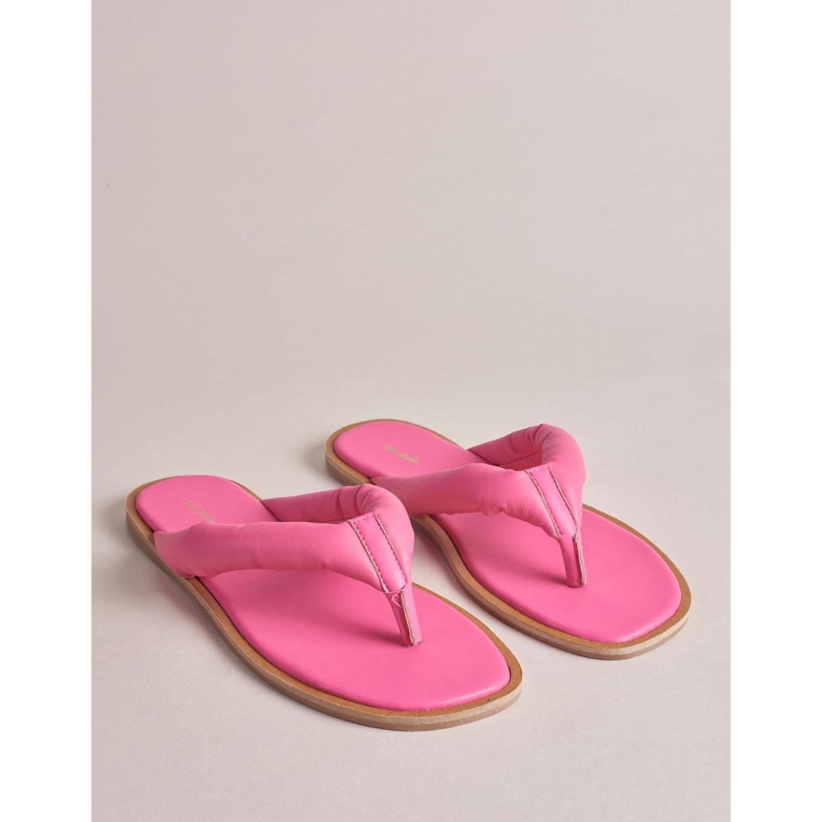 Rasteira Via Mia Puff Feminina - Rosa | Netshoes