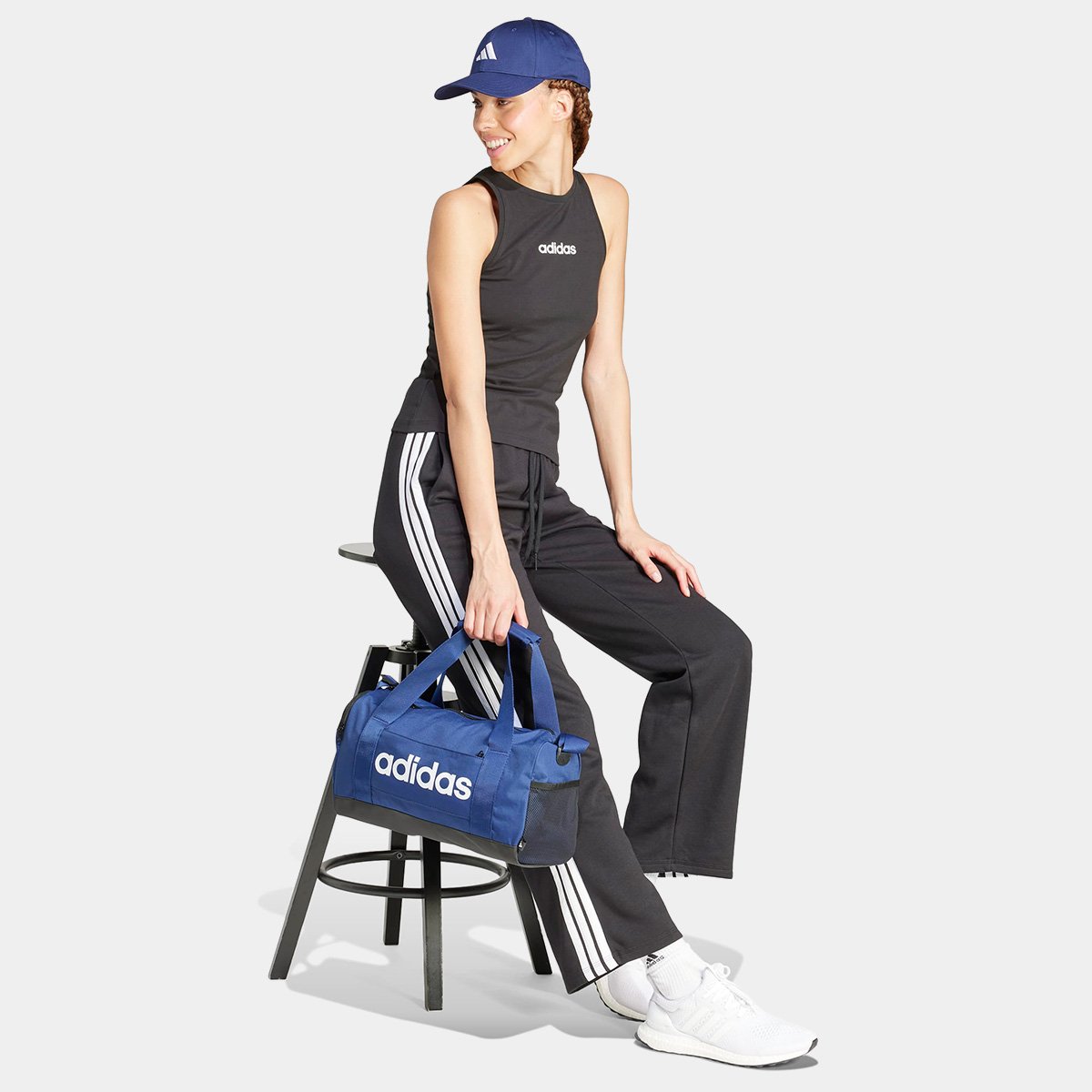 Regata Adidas Logo Linear Feminina - 3