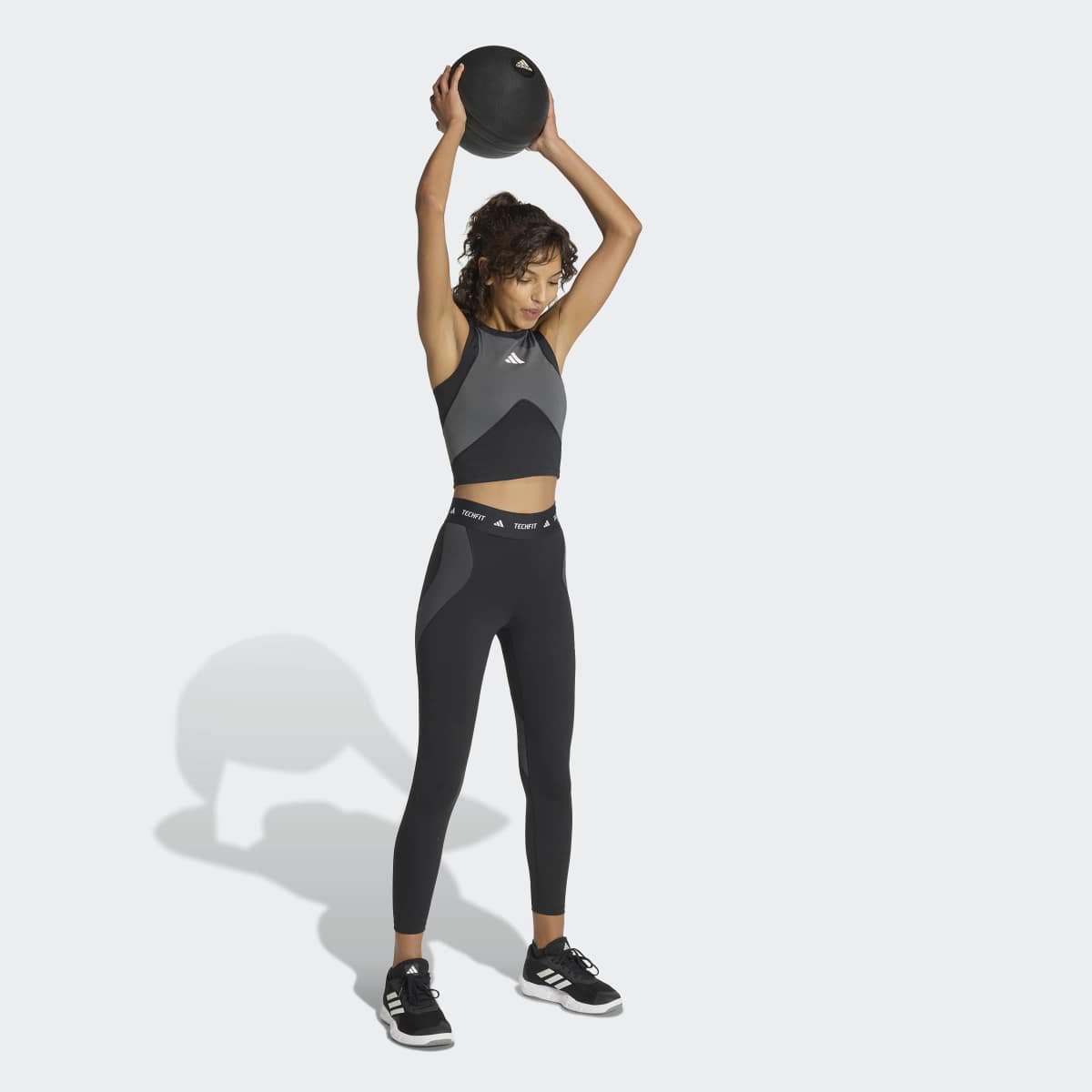 Regata Adidas Techfit Feminina - 4