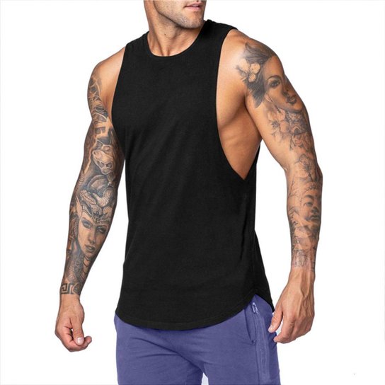 Regata Cavada LongLine Oversized Greef - Preto Menor preço em Regata Cavada LongLine Oversized Greef - Preto