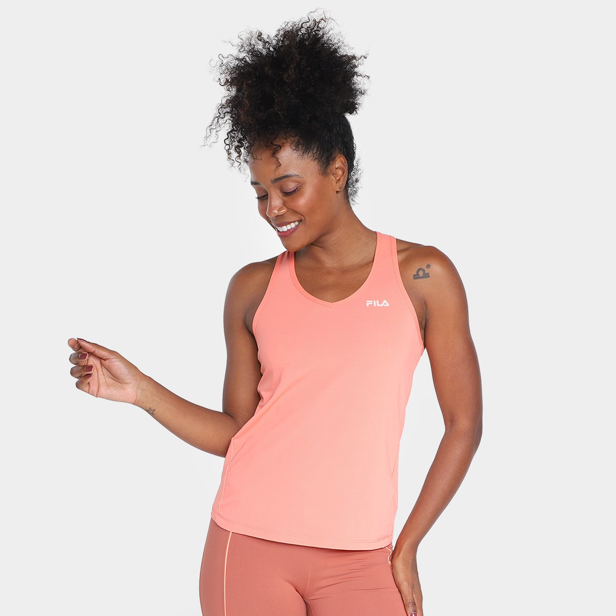 Regata Fila Basic Freedom Feminina Menor preço em Regata Fila Basic Freedom Feminina