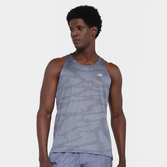 Regata New Balance Accelerate Print Masculina - Cinza Menor preço em Regata New Balance Accelerate Print Masculina - Cinza