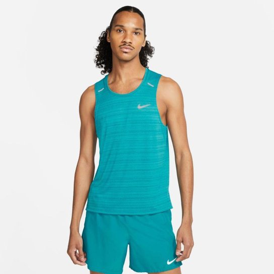 Regata Nike Dri-Fit Miler Masculina - Azul Menor preço em Regata Nike Dri-Fit Miler Masculina - Azul