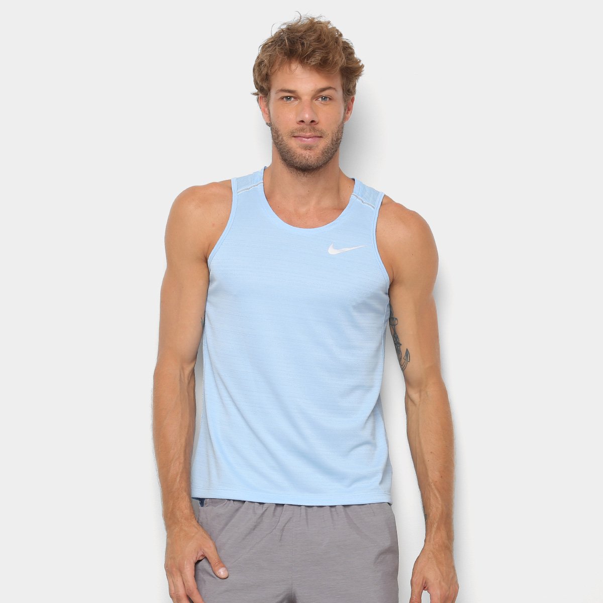 regata nike dry miler tank