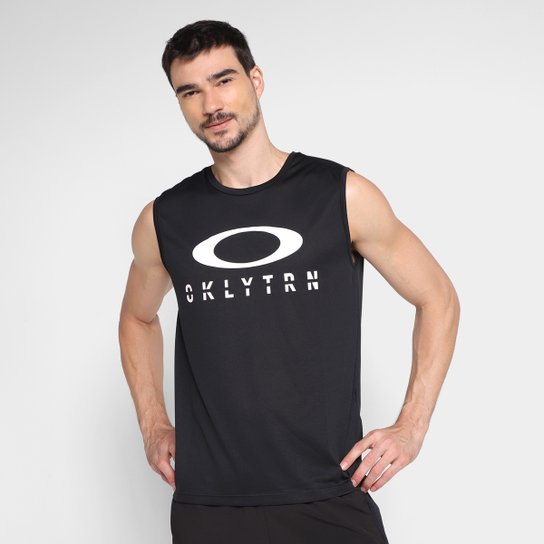 Regata Oakley Trn Logo II Masculina - Preto Menor preço em Regata Oakley Trn Logo II Masculina - Preto