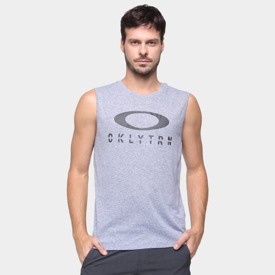Regata Oakley Trn Logo Masculina - Cinza Claro é ruim? Regata Oakley Trn Logo Masculina - Cinza Claro é boa?