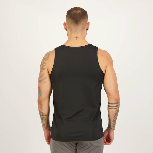 Regata Umbro Essential Diamond Preta e Branca