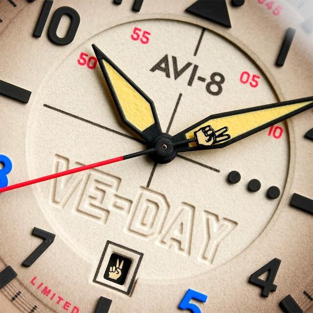 Relógio AVI-8 Kent Automatic VE-DAY Vanguard Beige AV-4094-06