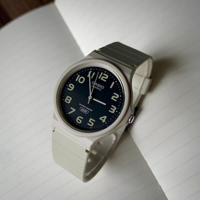 Relógio Casio Feminino MQ-24UC-8BDF