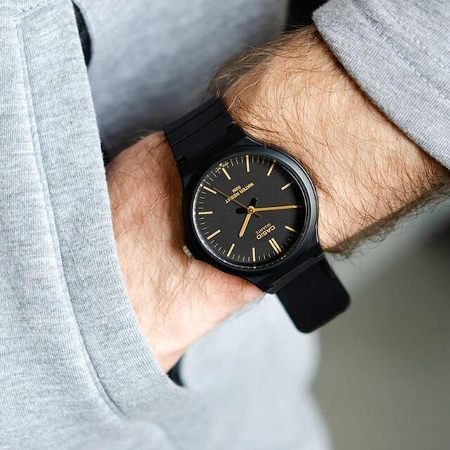 Relógio Casio Masculino MW-240-1E2VDF