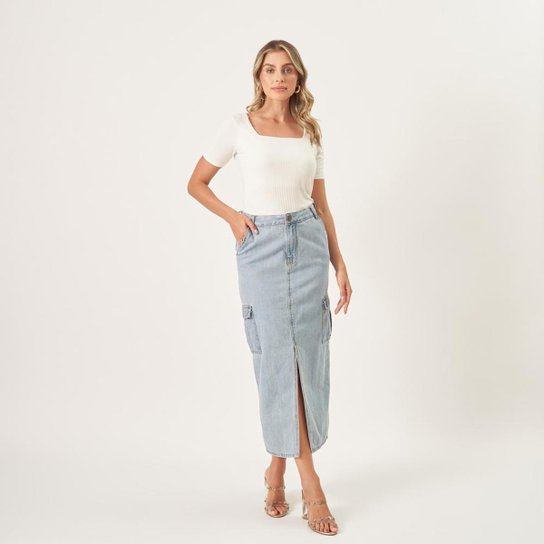 Saia Jeans Longa Reta Fenda Frontal Cargo Delavê