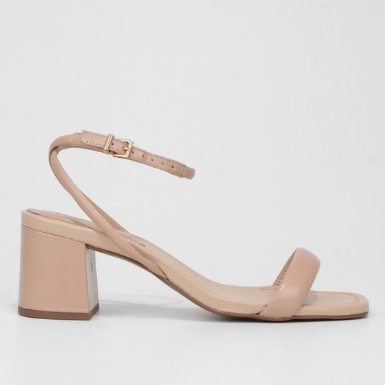 Sandália Couro Loucos & Santos Salto Bloco Feminina - Bege Menor preço em Sandália Couro Loucos & Santos Salto Bloco Feminina - Bege