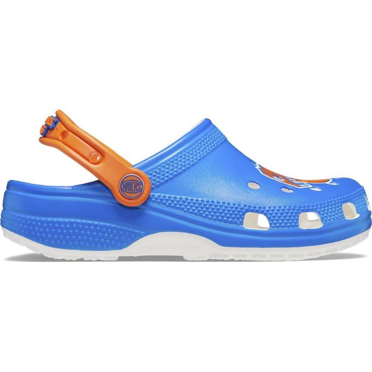Sandália crocs nba new york knicks white é ruim? Sandália crocs nba new york knicks white é boa?