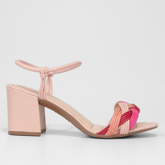 Sandália Dakota Salto Grosso Alto Tramado Feminina - Bege+Rosa Menor preço em Sandália Dakota Salto Grosso Alto Tramado Feminina - Bege+Rosa