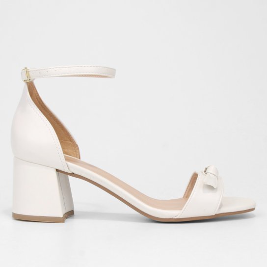Sandália Griffe Salto Grosso Médio Lisa Feminina - Off White Menor preço em Sandália Griffe Salto Grosso Médio Lisa Feminina - Off White