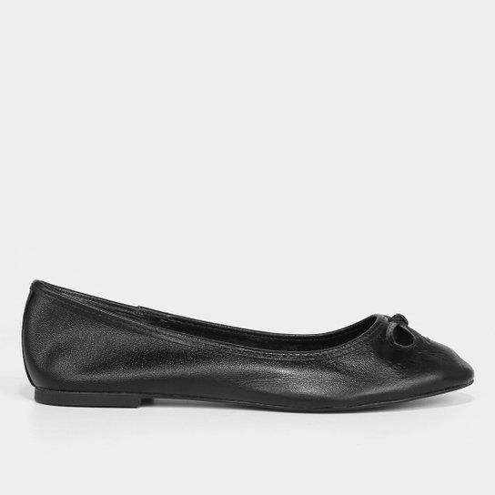 Sapatilha Couro Shoestock Laço Bico Redondo Feminina - Preto Menor preço em Sapatilha Couro Shoestock Laço Bico Redondo Feminina - Preto