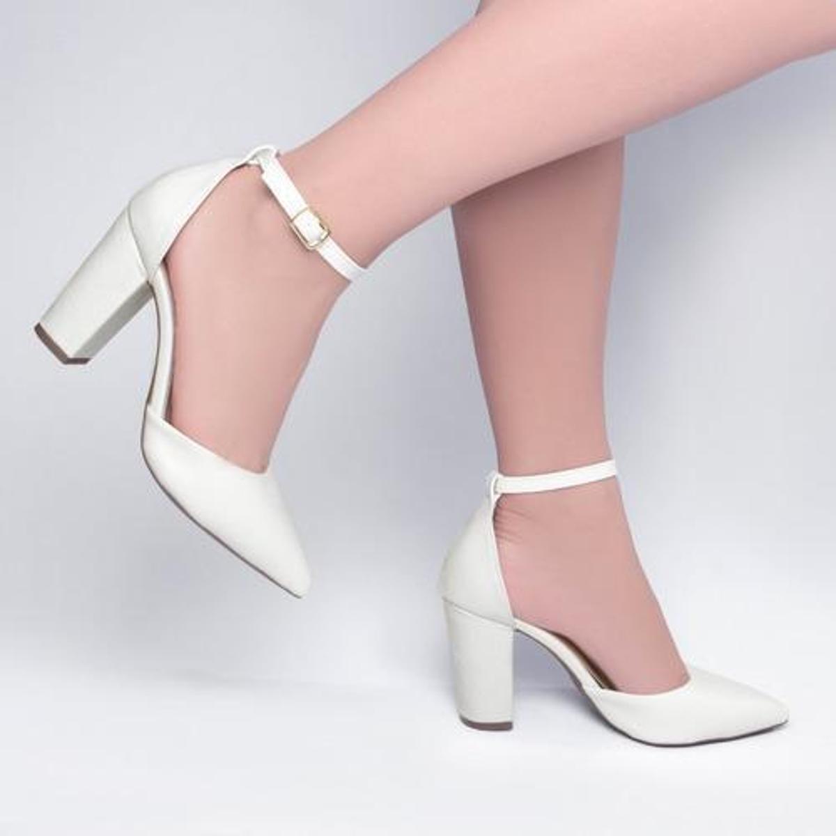 Sapato Scarpin Feminino Branco Com Alça Noivas Casamentos - Branco - 37 ...